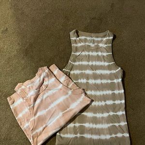 American Eagle tank tops